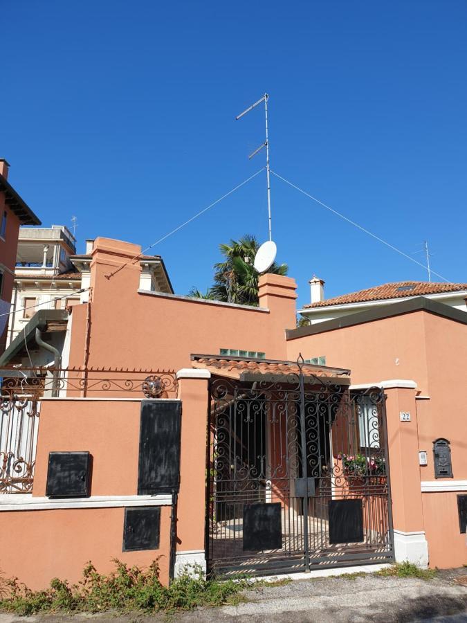 Cottage Al Mare Martina Lido di Venezia Екстер'єр фото